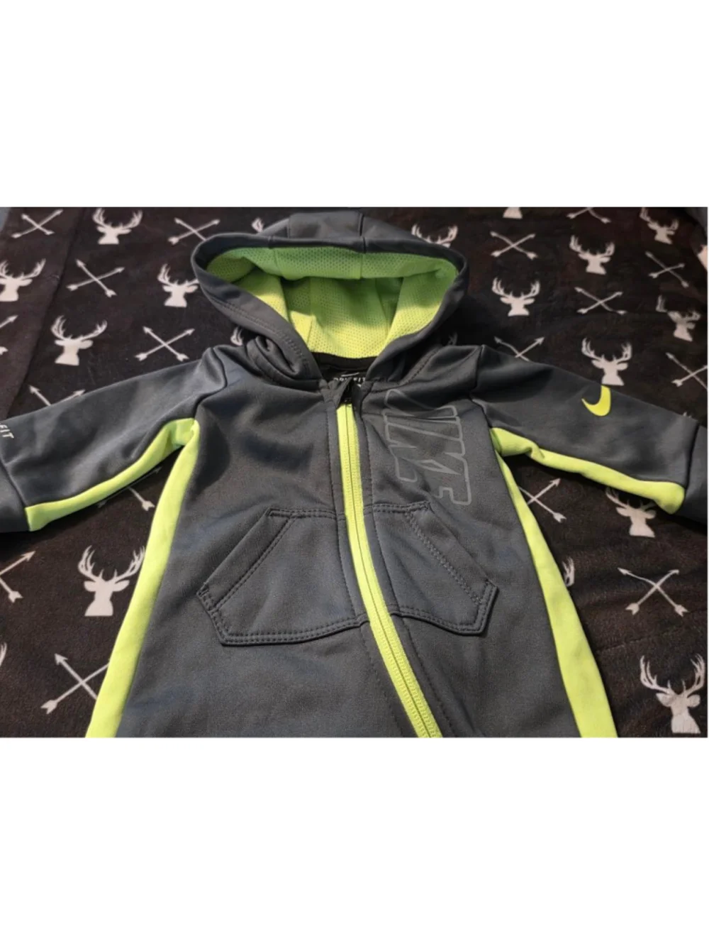 Baby Nike Gray Green Dri-Fit Hooded Footie Newborn‎